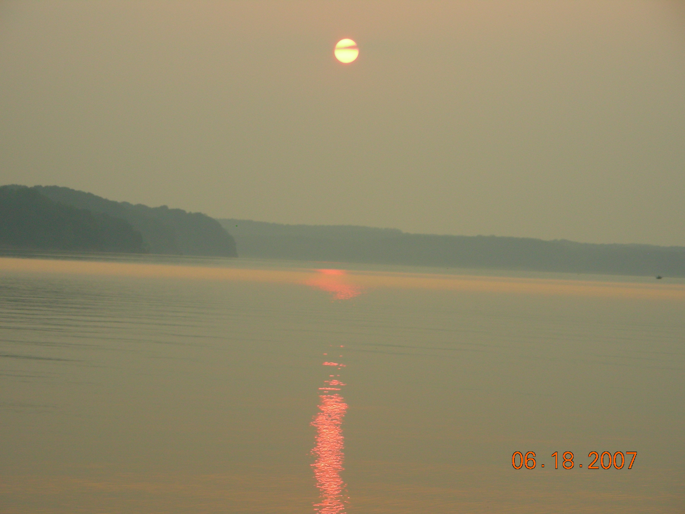 ./2007/Kerr Lake Eagles Nest/June18/DSCN1284.JPG